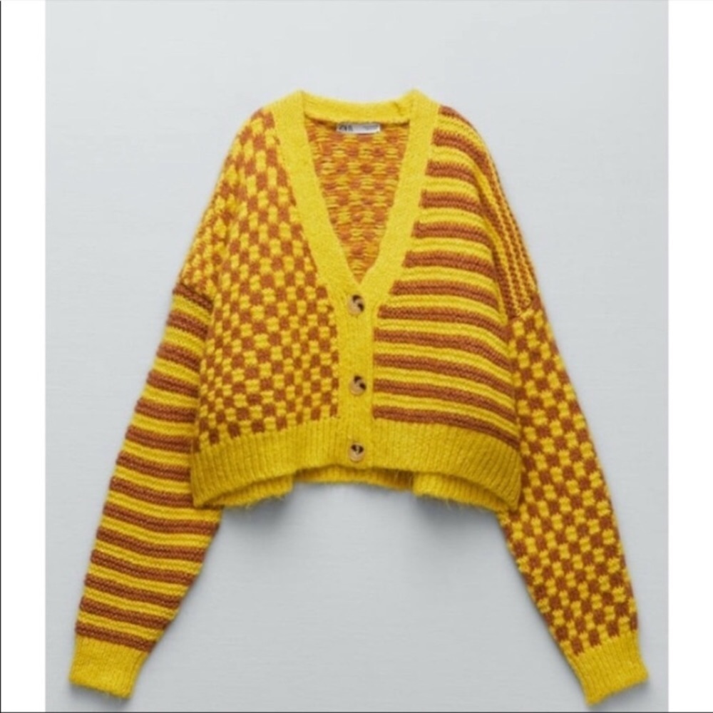 ZARA Bloggers Favorite Combination Jacquard Knit Cardigan Yellow Mustard c3. - Picture 11 of 16